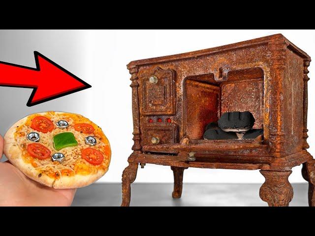 1900 Rusty Stove Restoration - Pizza Cooking