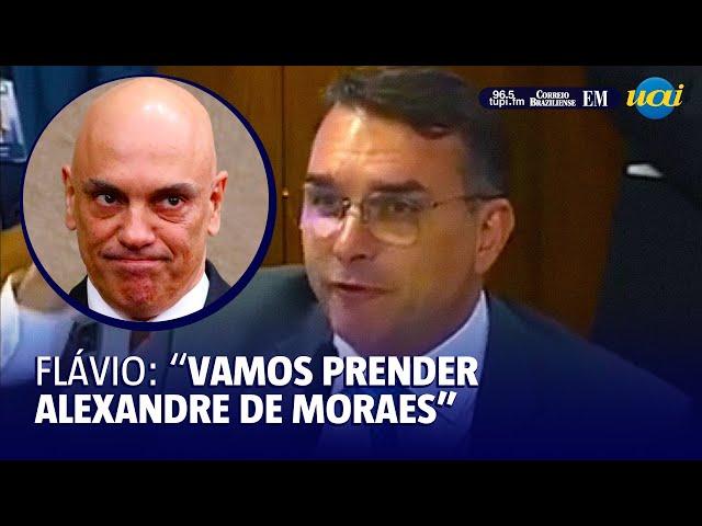 Flávio Bolsonaro critica Moraes após operação sobre golpe