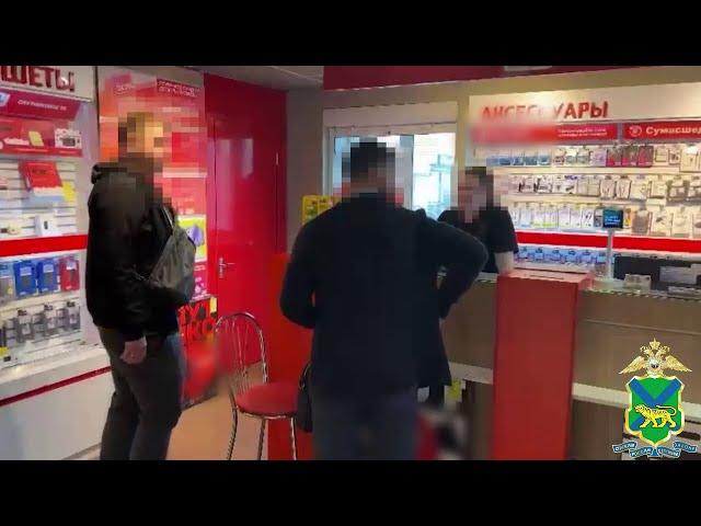 Приморские полицейские уличили пятерых работников телефонной компании в противоправной деятельности
