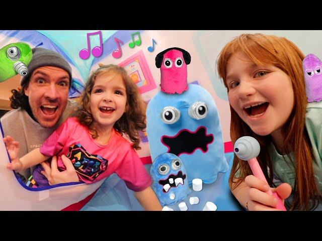 BABY RAiNBOW GHOSTS visit Doctor Adley!!  Niko and Navey play neighborhood Animal Vet with new merch