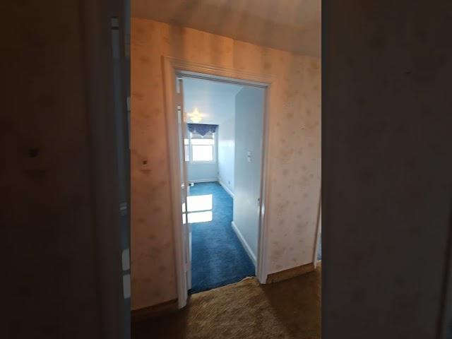60 Second House Tour!  303 Westbridge Rd, Glenolden, PA
