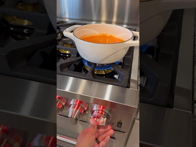 Using USA made Lodge Enamel D.O. - Tomato Soup with Grilled Cheese #grilledcheesesandwich #cooking