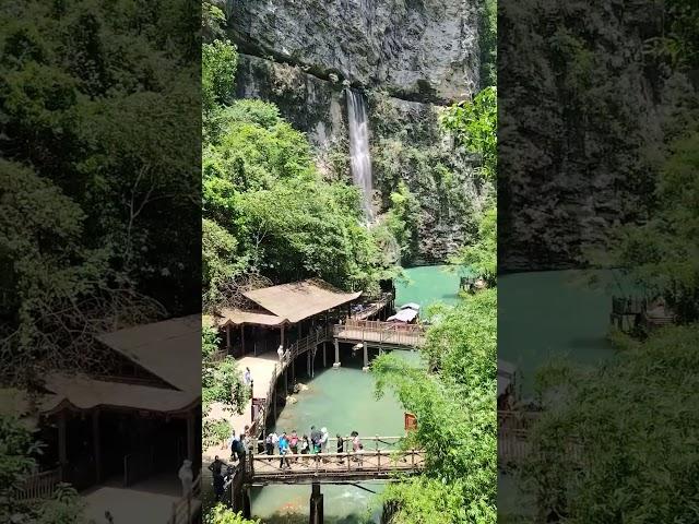 中國張家界導遊張雄邀您欣賞張家界大峽谷玻璃橋景區，張家界旅行自由行線路行程怎麽安排 #張家界導遊張雄 #旅游 #張家界#張家界旅遊攻略 #張家界大峽谷玻璃橋 #zhangjiajie #travel