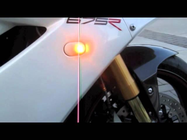 Triumph Daytona 675R Wasten Design Signals