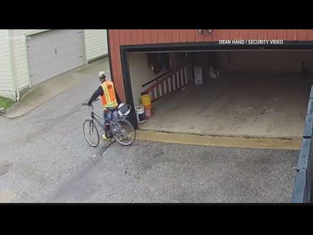 Video shows man burglarizing St. Louis home dressed as utility worker