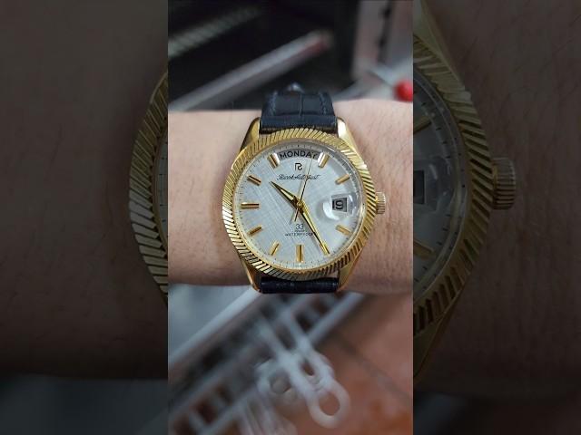 RICOk AUTO FUST 33J...SIZE 36MM ZIN NGUYÊN BẢN HÀNG NOSS CỰC ĐẸP.GIÁ X TRIỆU.ĐT: 0915184140 (zalo).