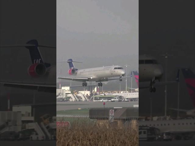 SAS Mitsubishi CRJ-900 Landing at Stuttgart Airport