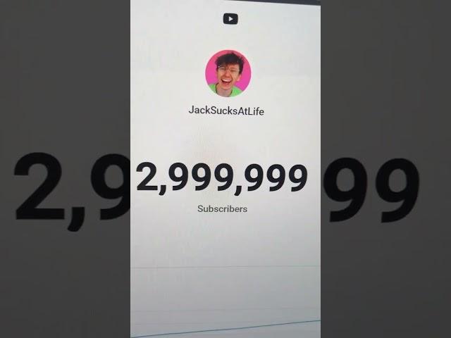 JackSucksAtLife hits 3,000,000 subscribers