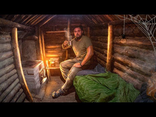 My first Dugout in the Woods, Thunderstorm and Rain, forest camp no talking