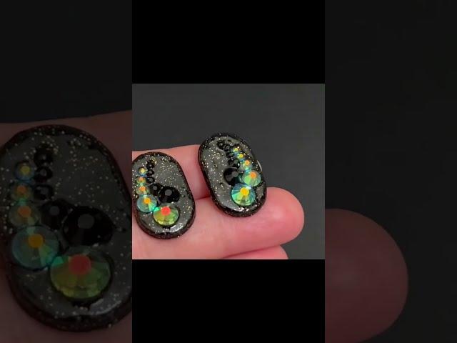Sparkly polymer clay beads to make Christmas special!