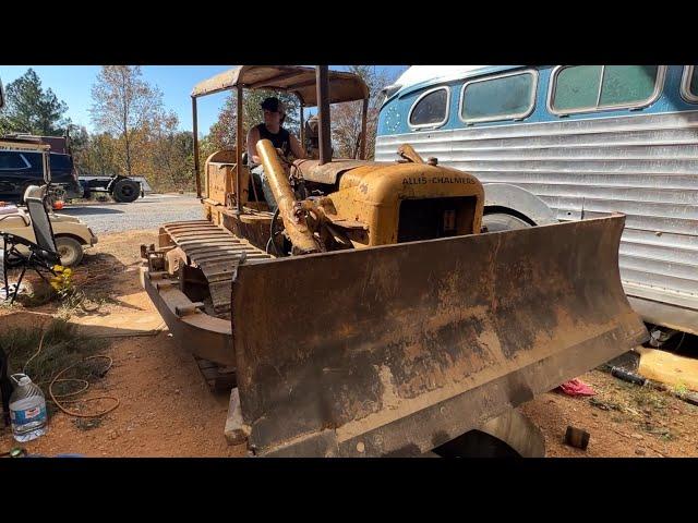 Detroit Diesel 2-71 engine head removal on Allis Chalmers bull Dozer