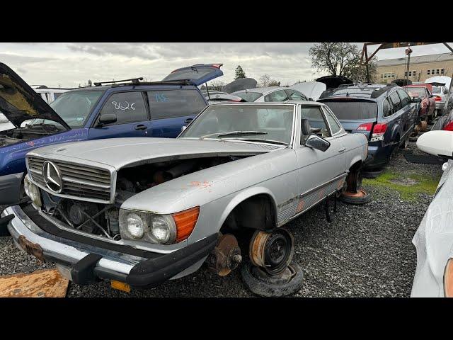 1983 Mercedes-Benz R107 380SL at Junkyard