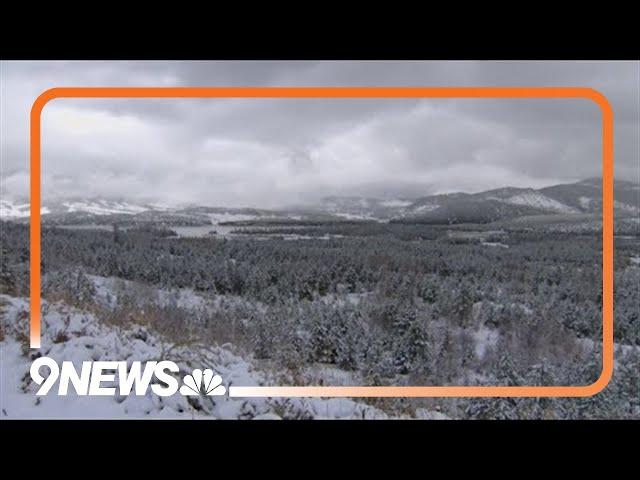 Visitors surprised at Colorado's first snow of the season