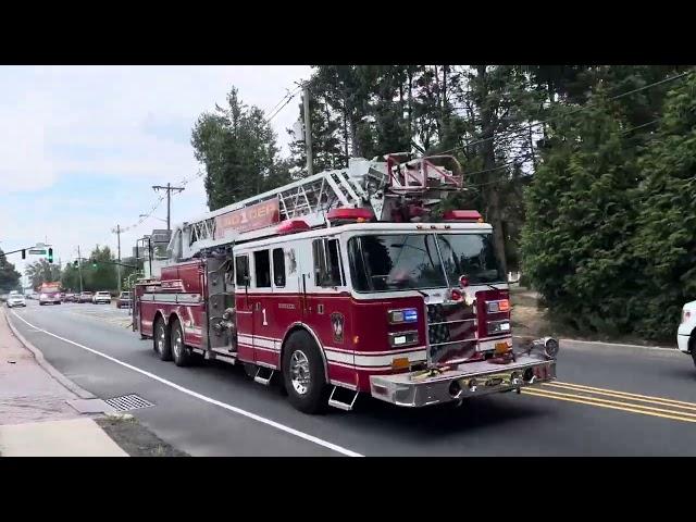 Union Township NJ FD Ladder 1, Engine 3 responding to a burning outlet | Video: 390