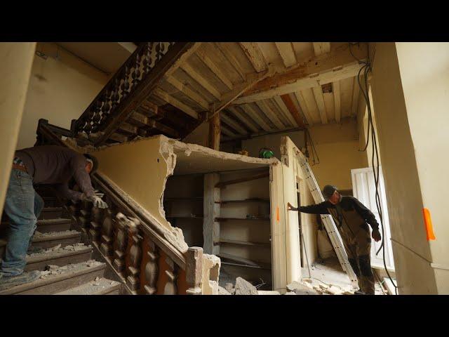 Revealing The Original 250 Year Old Staircase