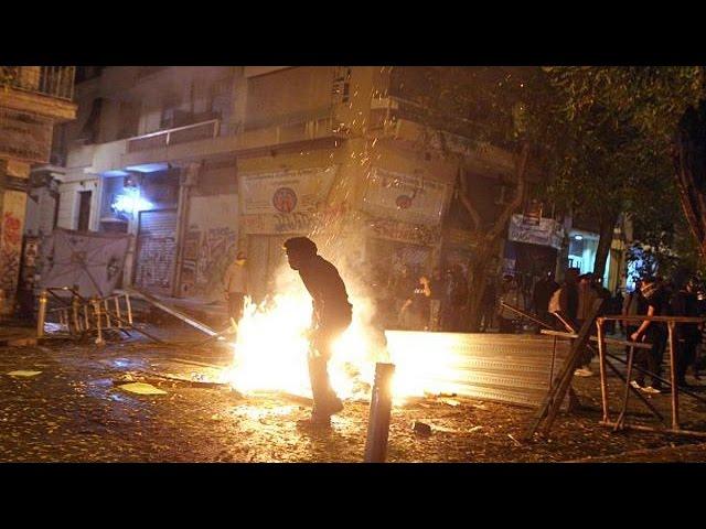 Straßenschlachten in Athen am Todestag eines 15-Jährigen