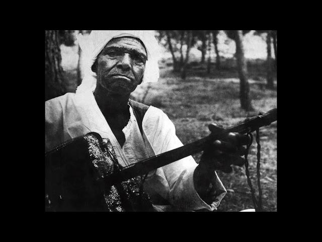 Maalem Abdelkader Ben Thami, Gnawa Tagnawite, Djemaa el Fna, Marrakech 1983