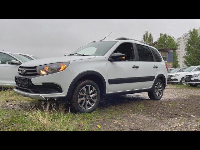 2022 LADA GRANTA CROSS. Start Up, Engine, and In Depth Tour.