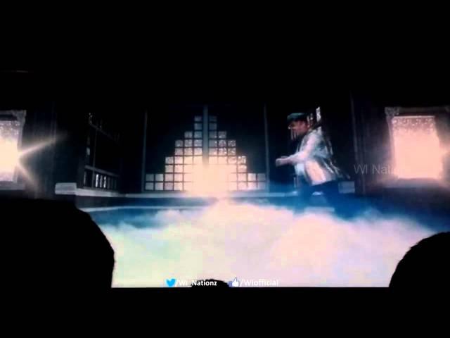Vaalu - Thaaru Maaru Song Cuts - Udhayam Theatre FDFS