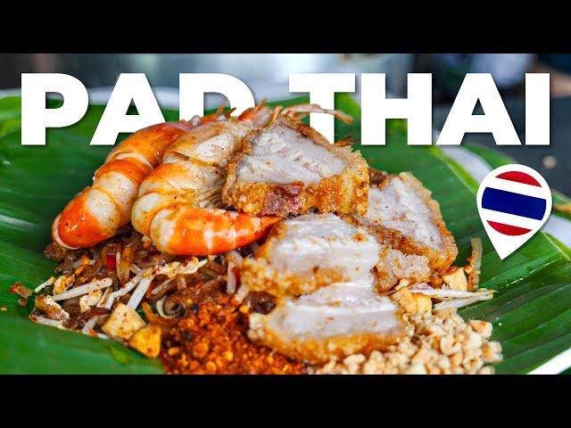 Crispy Pork Pad Thai Is The Best In Bangkok 