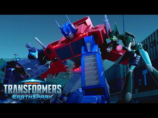 Optimus Bound | Transformers: EarthSpark | Animation | Collection | Transformers Official