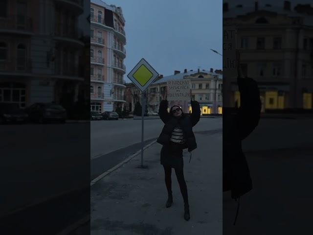 Нетипова адвокатка ️