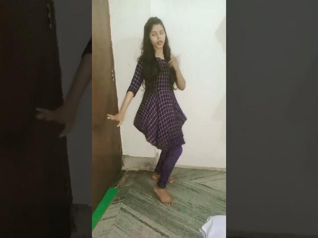 #shortvideo #dance #hindisong #youtubeshorts #video #dance #pritikumari #dancer #shorts