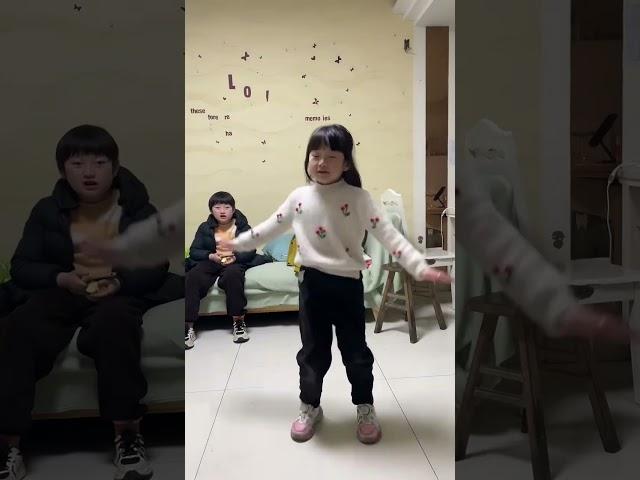 大家知道氨基丁酸吗？为了追高，每天吃的，喝的，补的，运动都给他安排上了#氨基丁酸