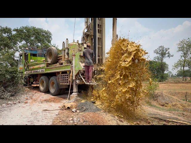 Borewell drilling Shore the river | 120 feet 10hp water | The water of this borewell is drinkable