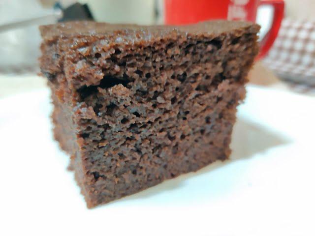 SIMPLE & EASY CHOCOLATE CAKE RECIPE