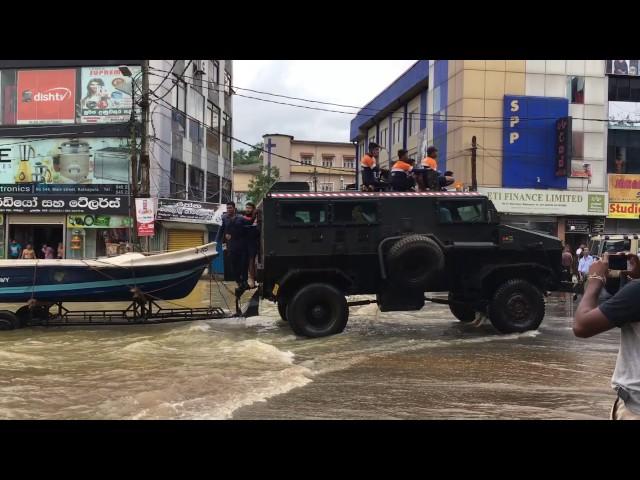 Toyota Land Cruiser Water Crossing - Flood in Sri Lanka