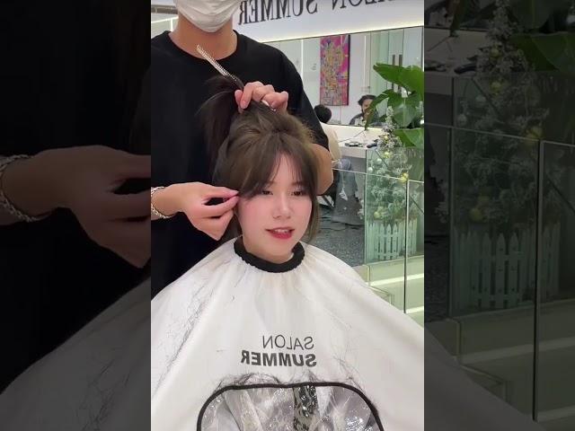 Cute Asian girl haircuts hair dye hair style medium length natural look hair style korean style