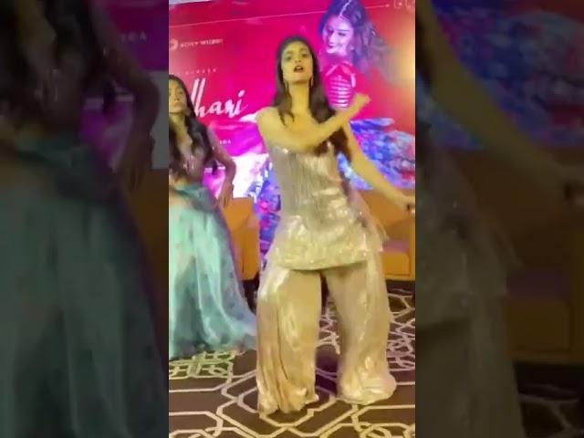 keerthy sureshdancing for gandhari song#shorts#viral#trending#tollywood#keerthysuresh#actress