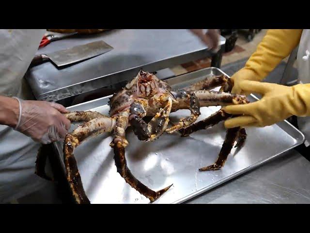 New York City Food   GIANT ALASKAN KING CRAB Fried Rice Park Asia Brooklyn Seafood NYC