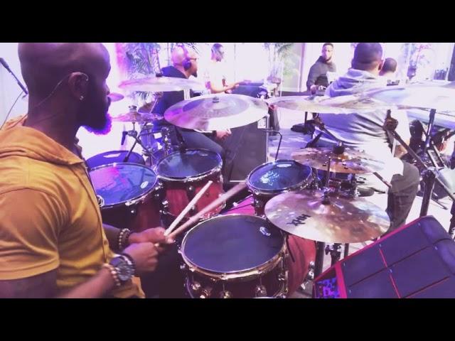 Zacardi Cortez with MIKE HUNTER JR on drums- NYE Service2018