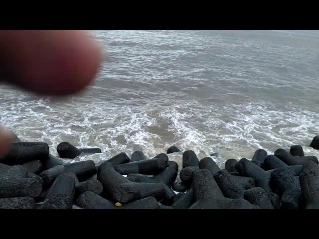 Monsoon Mumbai Marine drive