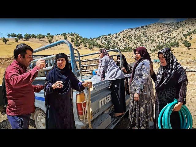A busy day for Fariba and the nomadic women