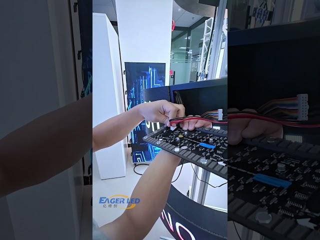 S Shaped LED screen, flexible LED module installation#ledvideowall #commercialleddisplay #eagerled