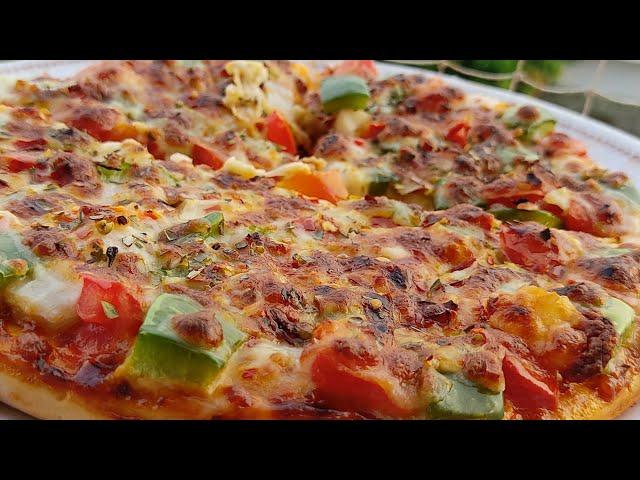 Pizza Recipe / Veggie Pizza How to make home made pizza at home