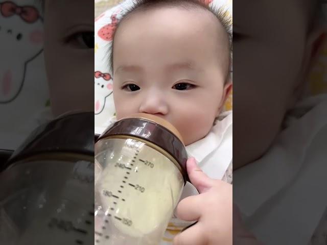 龙凤胎兄妹108天 #人类幼崽有多可爱 #快乐就是这么简单 #双胞胎