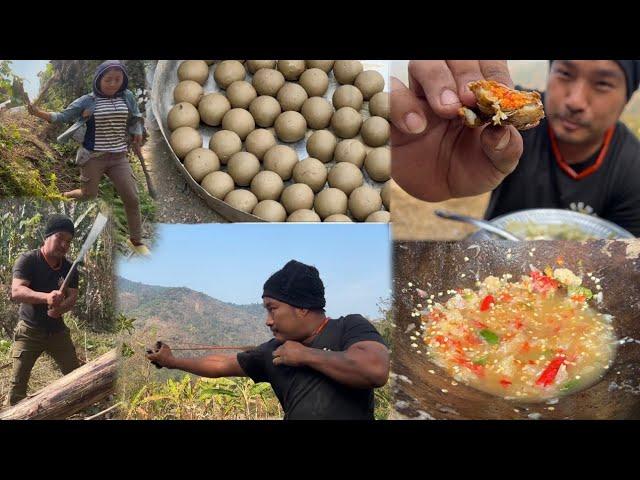 Eating crab eggs and pomelo pickle || how to make catapult mud balls || work and eat.