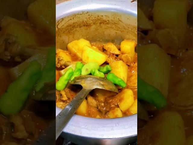 aloo chicken #shortsfeed #aloochickencurry