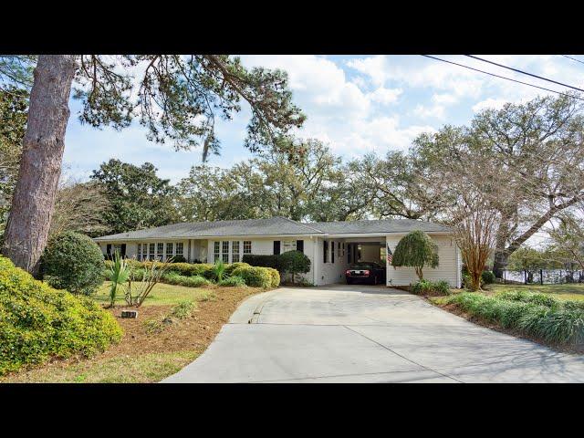 1033 Fort Sumter Drive, Charleston, South Carolina | Listed By Carolina One Real Estate