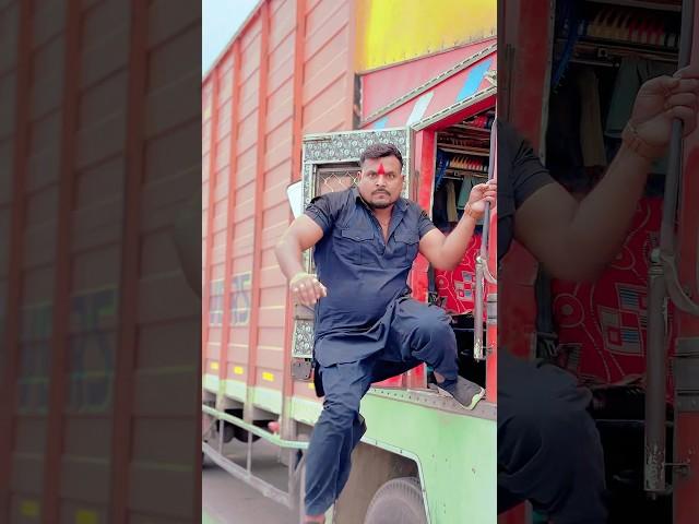 #Video- किंग V/S क्वीन | #Tuntun Yadav & #Goldi Yadav। King V/S Queen। #Bhojpuri Song 2025