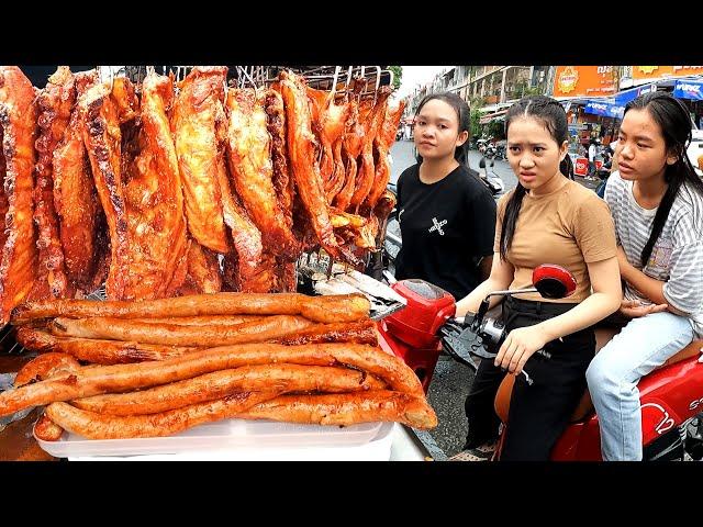 Extreme BBQ in Phnom Penh!! Roast Pork Ribs, Pork Intestine & Honey Ducks