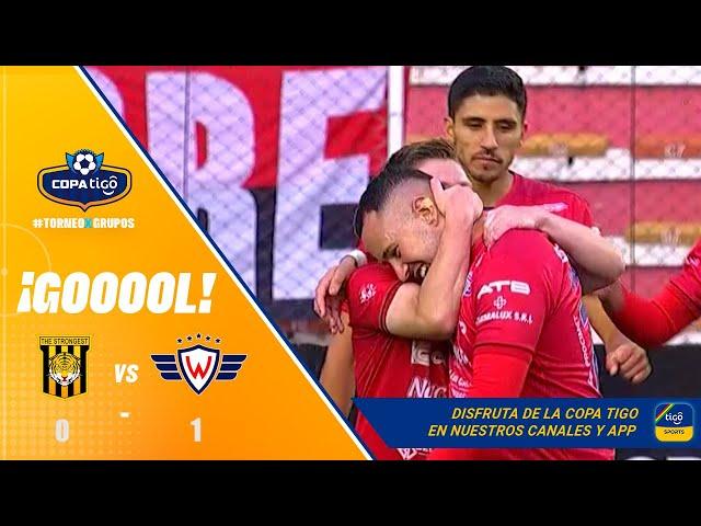  45+2' ¡Gol de Wilstermann! Gran zurdazo de Rodrigo Amaral de tiro libre para abrir el marcador.