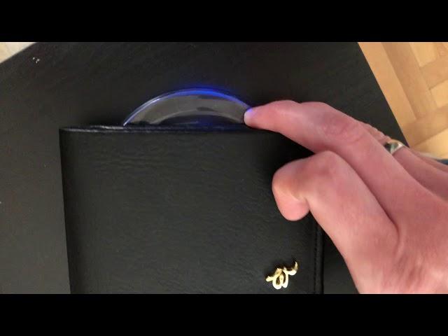 How make easy charging your Woolet Wallet