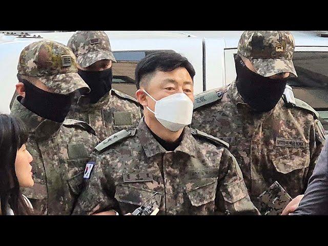 문상호 정보사령관 구속 연장…군검찰 이첩 예정 / 연합뉴스TV (YonhapnewsTV)