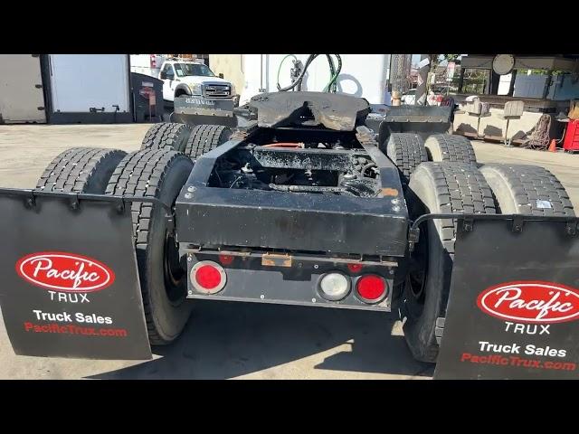 2014 Peterbilt 384 Daycab For Sale