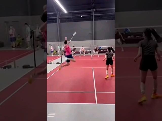 It's a smashminton || It's not badminton ||#shots #badminton #sportsshorts #smashbros #smashshorts